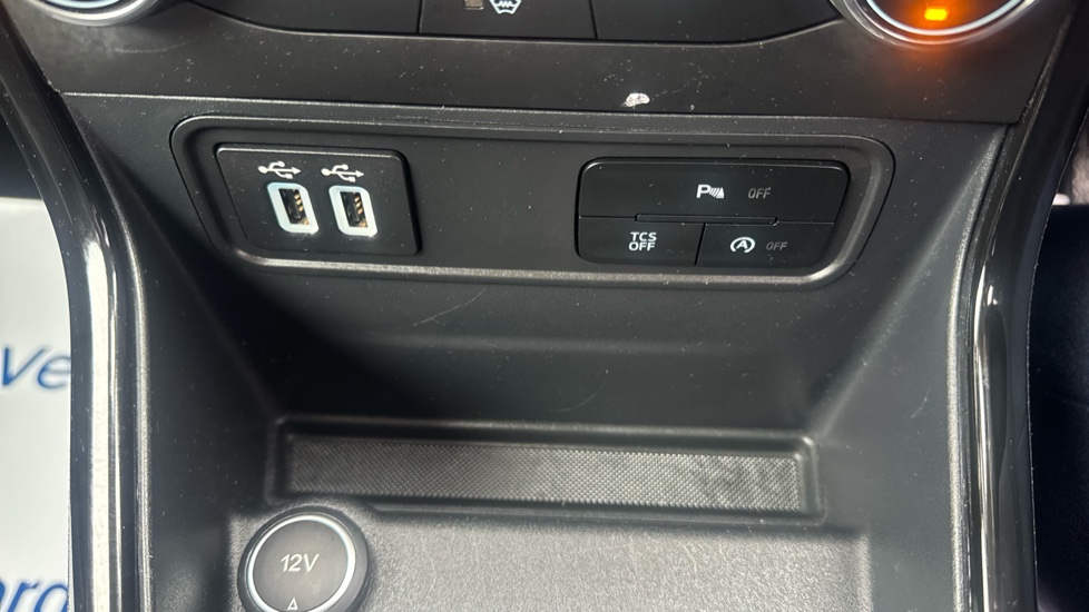 Ford EcoSport 1.5 EcoBlue 125 Titanium 5dr Diesel Hatchback - Image 38