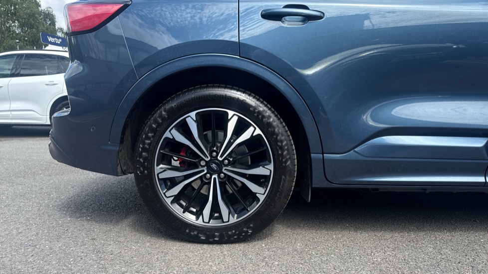 Ford Kuga 2.5 PHEV ST-Line X 5dr CVT Estate - Image 7