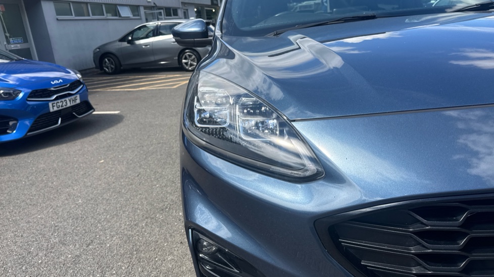 Ford Kuga 2.5 PHEV ST-Line X 5dr CVT Estate - Image 30