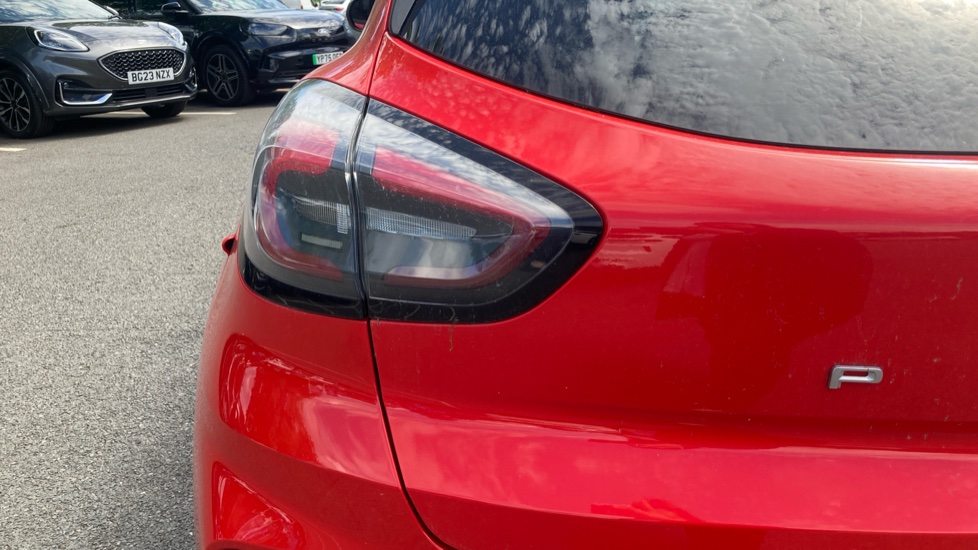 Ford Puma 1.0 EcoBoost Hybrid mHEV Titanium 5dr Petrol Hatchback - Image 26