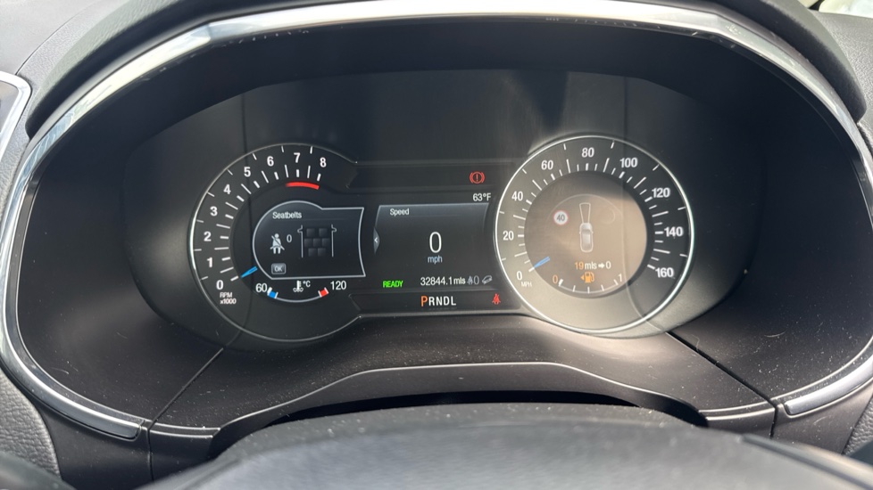 Ford S-MAX 2.5 FHEV 190 Titanium 5dr CVT Hybrid Estate - Image 18