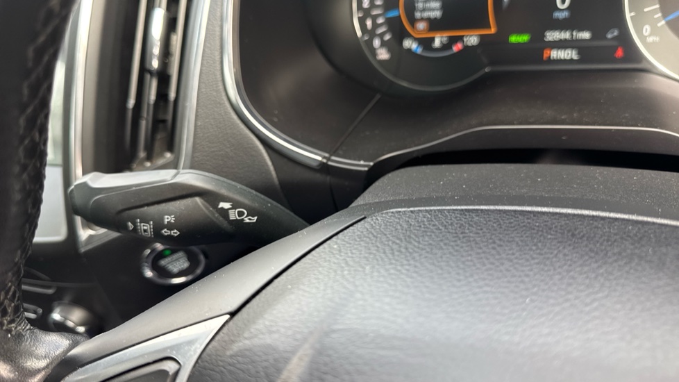 Ford S-MAX 2.5 FHEV 190 Titanium 5dr CVT Hybrid Estate - Image 39