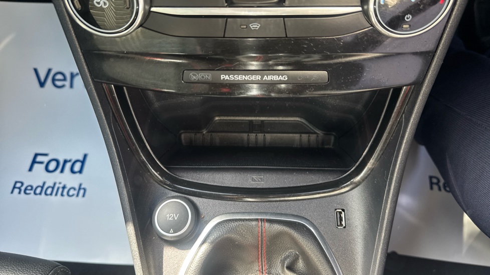 Ford Puma 1.0 EcoBoost Hybrid mHEV 155 ST-Line X 5dr Petrol Hatchback - Image 21