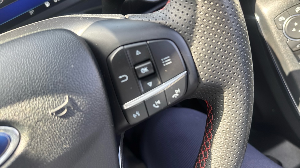 Ford Puma 1.0 EcoBoost Hybrid mHEV 155 ST-Line X 5dr Petrol Hatchback - Image 25