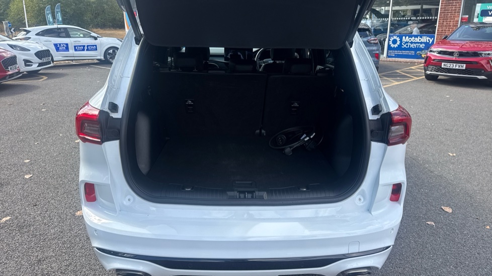 Ford Kuga 2.5 PHEV ST-Line X 5dr CVT Estate - Image 4