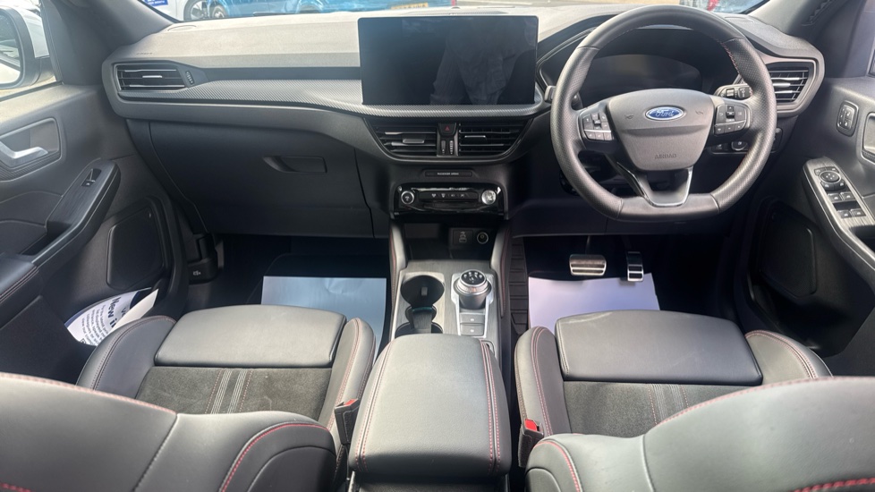 Ford Kuga 2.5 PHEV ST-Line X 5dr CVT Estate - Image 10