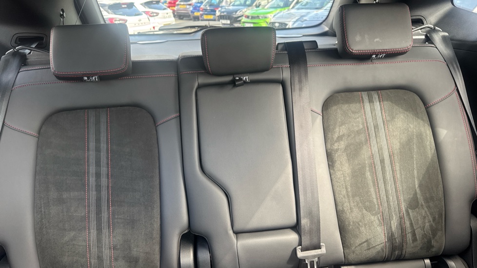Ford Kuga 2.5 PHEV ST-Line X 5dr CVT Estate - Image 15