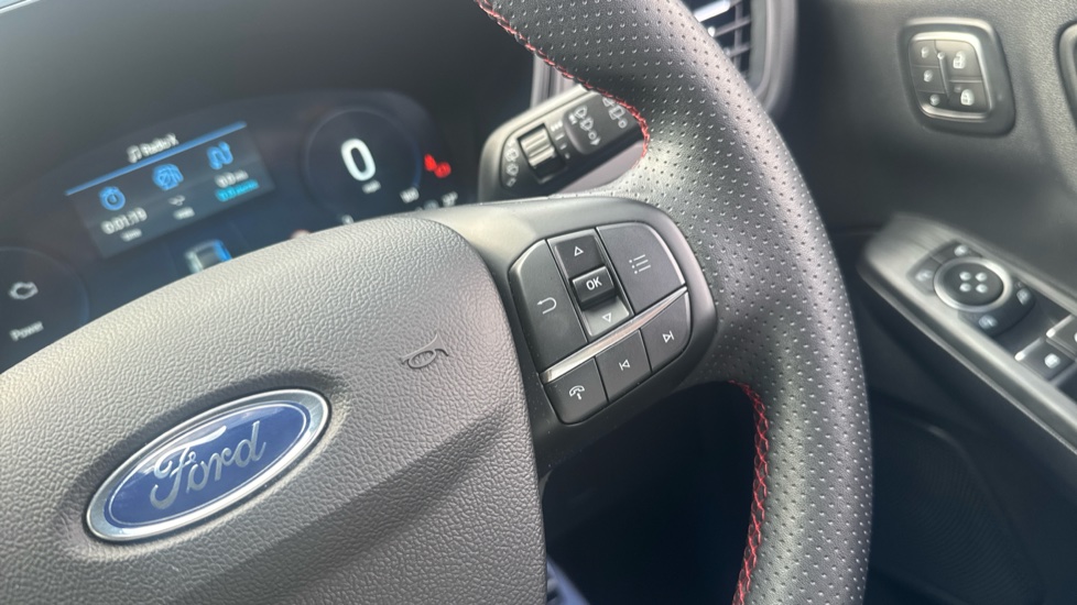 Ford Kuga 2.5 PHEV ST-Line X 5dr CVT Estate - Image 38