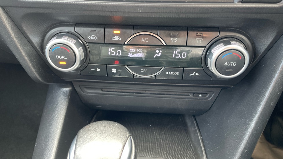 Mazda 3 2.0 SE-L Nav 5dr Auto Petrol Hatchback - Image 40