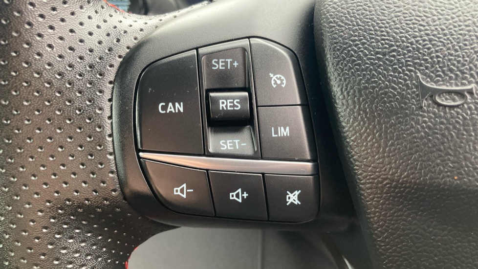Ford Puma 1.0 EcoBoost Hybrid mHEV ST-Line 5dr Petrol Hatchback - Image 31