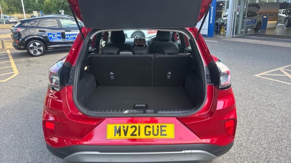 Ford Puma 1.0 EcoBoost Hybrid mHEV Titanium 5dr Petrol Hatchback - Image 4