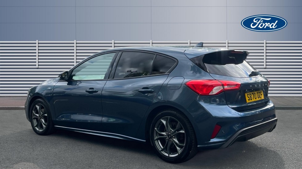 Ford Focus 1.0 EcoBoost Hybrid mHEV 125 ST-Line Edition 5dr Petrol Hatchback - Image 2