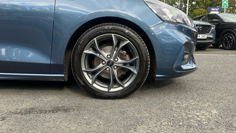 Ford Focus 1.0 EcoBoost Hybrid mHEV 125 ST-Line Edition 5dr Petrol Hatchback - Image 7