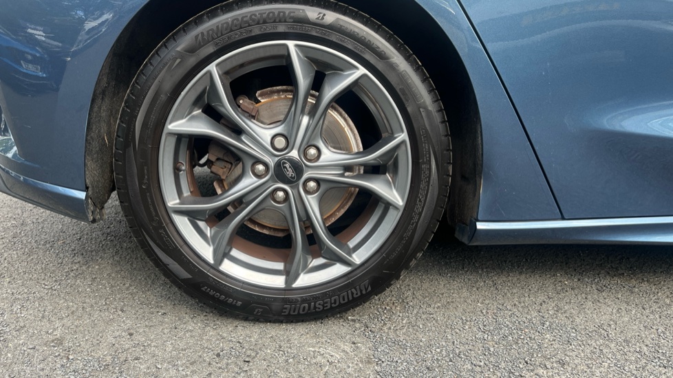 Ford Focus 1.0 EcoBoost Hybrid mHEV 125 ST-Line Edition 5dr Petrol Hatchback - Image 38