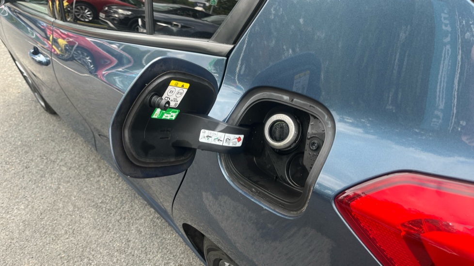 Ford Focus 1.0 EcoBoost Hybrid mHEV 125 ST-Line Edition 5dr Petrol Hatchback - Image 45
