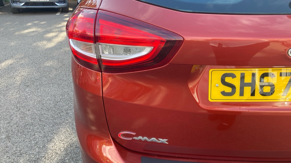 Ford C-MAX 1.0 EcoBoost 125 Titanium X 5dr Petrol Estate - Image 29