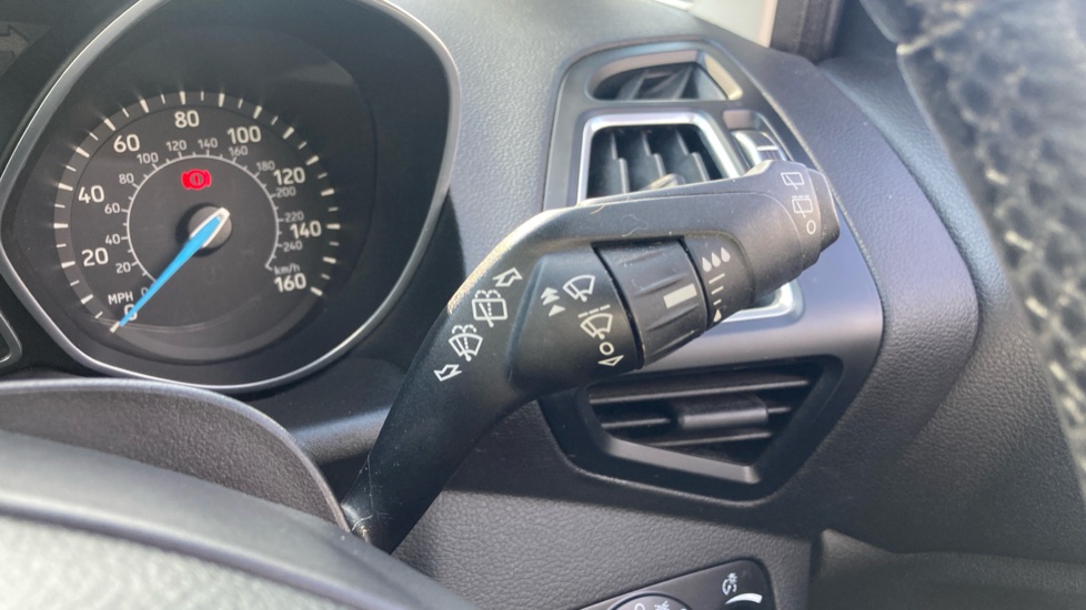 Ford C-MAX 1.0 EcoBoost 125 Titanium X 5dr Petrol Estate - Image 35