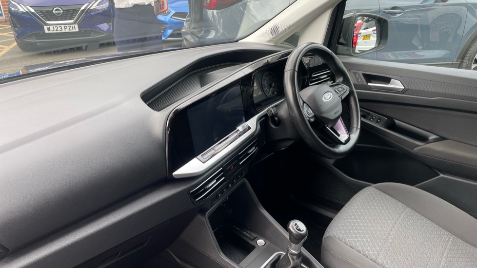 Ford Tourneo Connect 2.0 EcoBlue Titanium 5dr [7 seat] Diesel Estate - Image 9