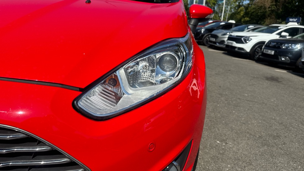Ford Fiesta 1.25 82 Zetec 5dr Petrol Hatchback - Image 23