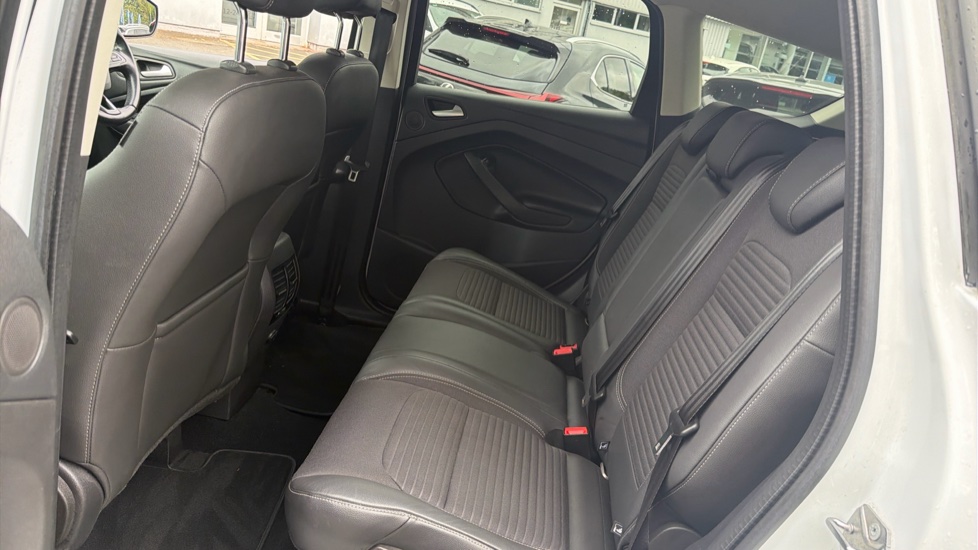 Ford Kuga 2.0 TDCi 180 Titanium 5dr Diesel Estate - Image 16