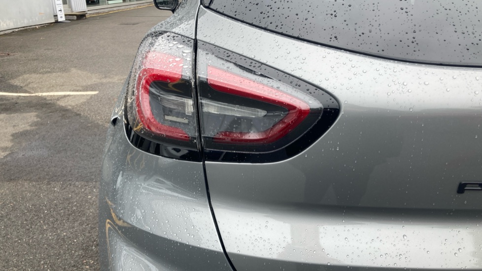 Ford Puma 1.0 EcoBoost Hybrid mHEV ST-Line 5dr Petrol Hatchback - Image 23