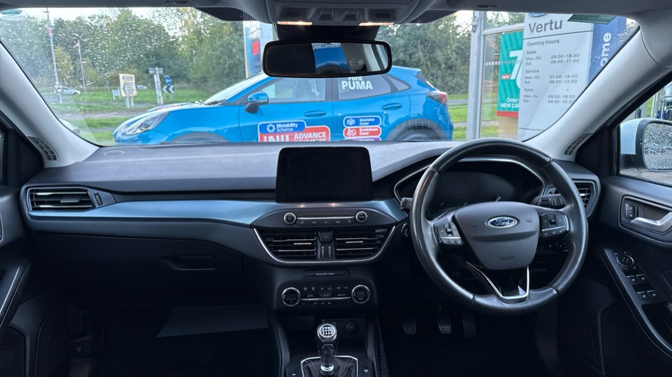 Ford Focus 1.0 EcoBoost 125 Active X 5dr Petrol Hatchback - Image 10