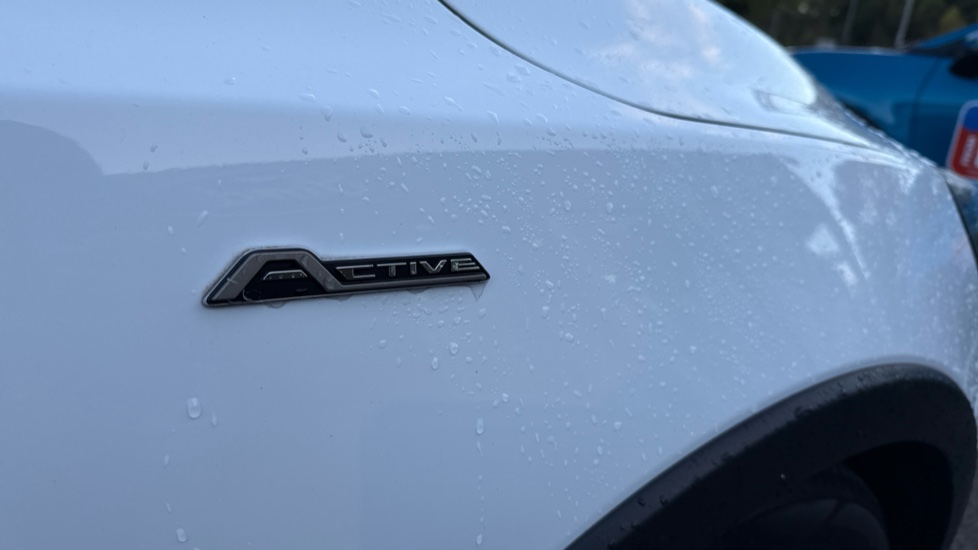 Ford Focus 1.0 EcoBoost 125 Active X 5dr Petrol Hatchback - Image 21