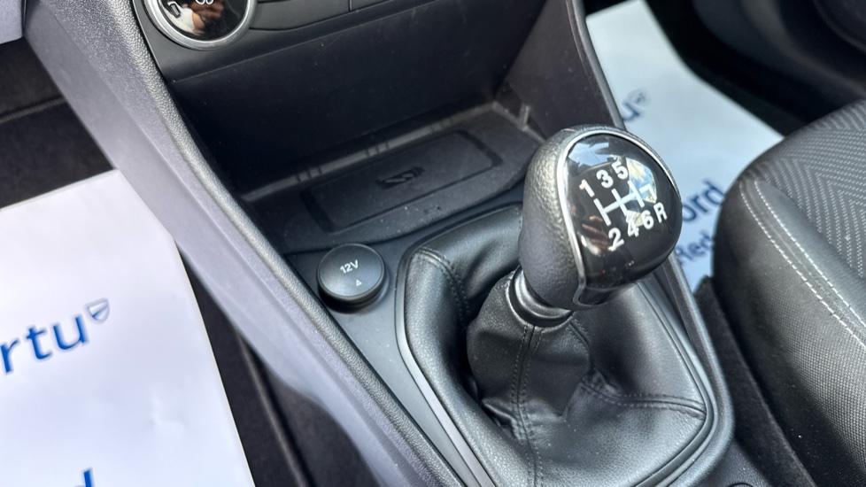 Ford Fiesta 1.0 EcoBoost Trend 5dr Petrol Hatchback - Image 13