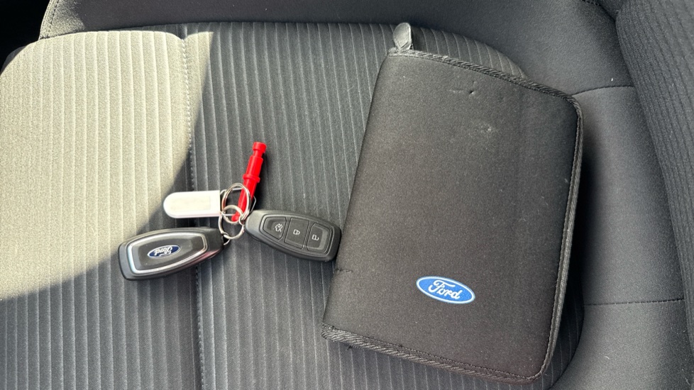 Ford Focus 1.5 EcoBlue 120 Titanium 5dr Diesel Hatchback - Image 19