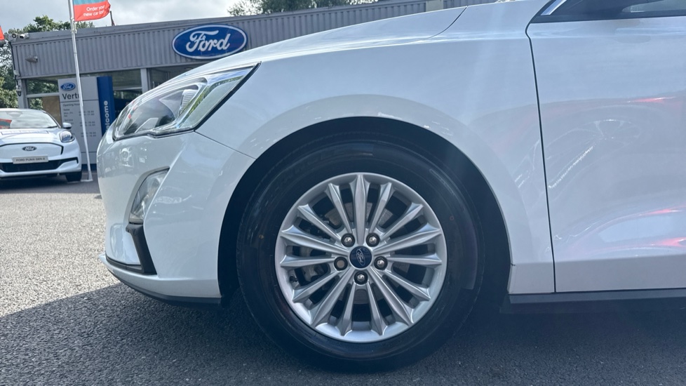 Ford Focus 1.5 EcoBlue 120 Titanium 5dr Diesel Hatchback - Image 29