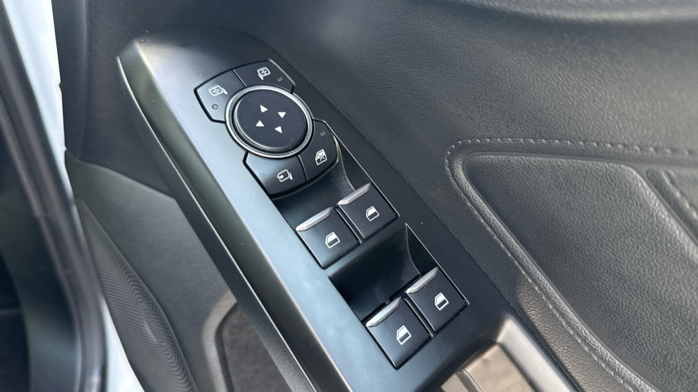 Ford Focus 1.5 EcoBlue 120 Titanium 5dr Diesel Hatchback - Image 31