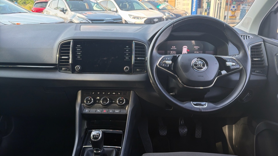 Skoda Karoq 1.0 TSI SE L 5dr Petrol Estate - Image 10