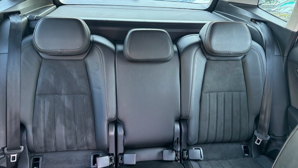 Skoda Karoq 1.0 TSI SE L 5dr Petrol Estate - Image 15