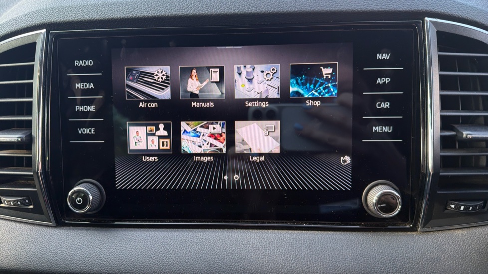 Skoda Karoq 1.0 TSI SE L 5dr Petrol Estate - Image 35