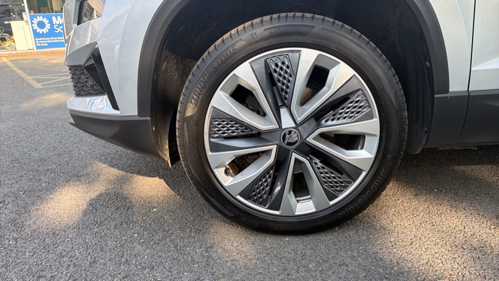 Skoda Karoq 1.0 TSI SE L 5dr Petrol Estate - Image 45