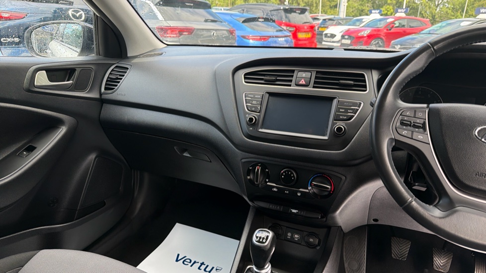Hyundai i20 1.2 MPi Play 5dr Petrol Hatchback - Image 14