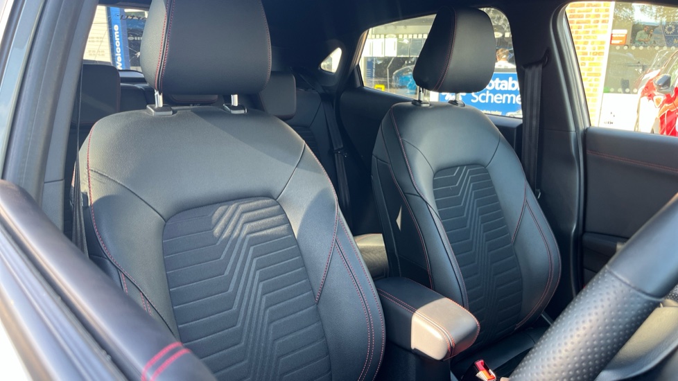 Ford Puma 1.0 EcoBoost Hybrid mHEV 155 ST-Line X 5dr Petrol Hatchback - Image 37