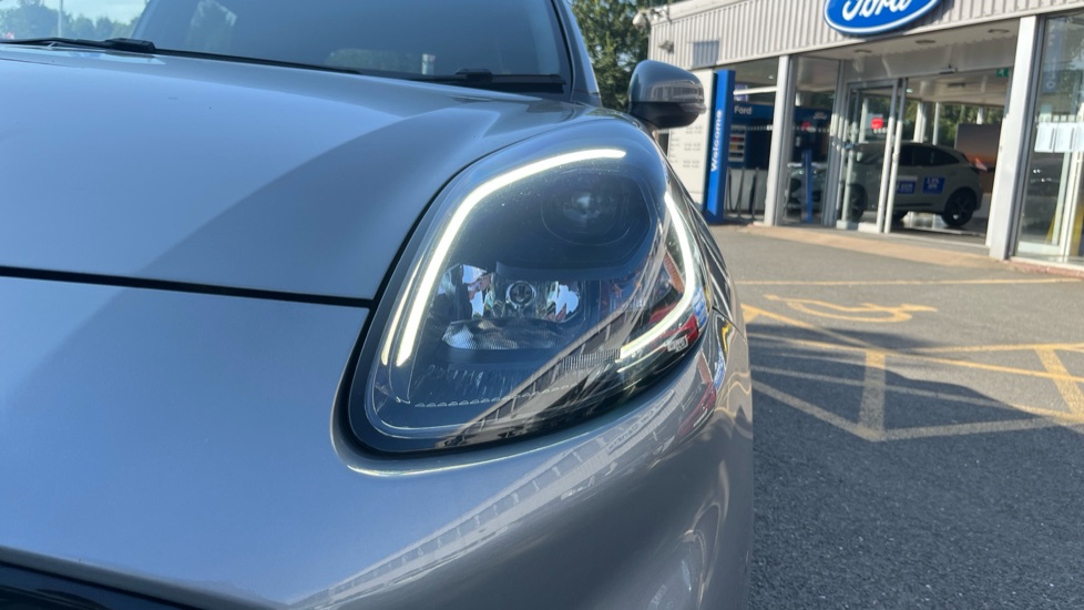 Ford Puma 1.0 EcoBoost Hybrid mHEV 155 ST-Line X 5dr Petrol Hatchback - Image 44
