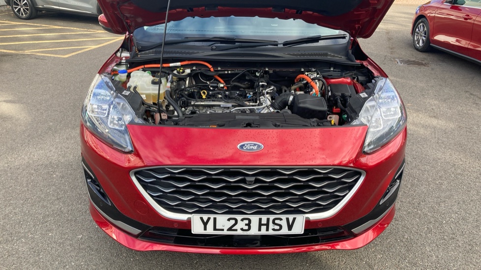 Ford Kuga 2.5 FHEV Vignale 5dr CVT Hybrid Estate - Image 8