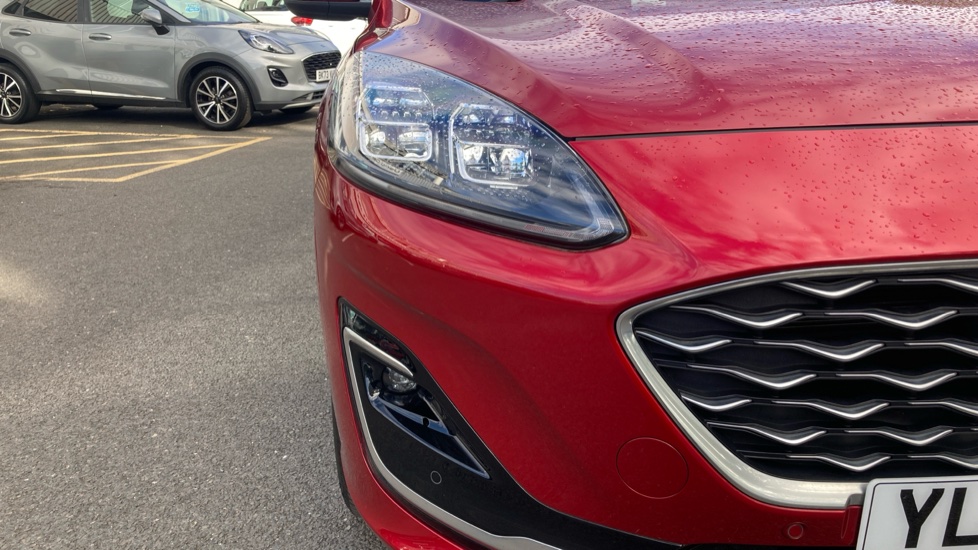 Ford Kuga 2.5 FHEV Vignale 5dr CVT Hybrid Estate - Image 33