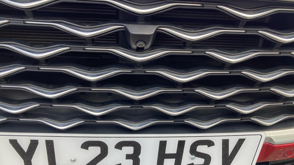 Ford Kuga 2.5 FHEV Vignale 5dr CVT Hybrid Estate - Image 34