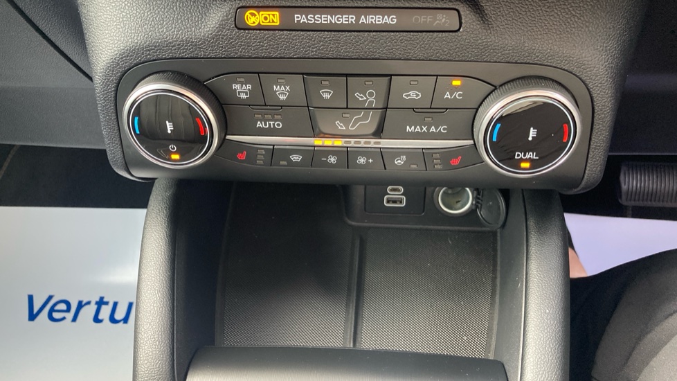 Ford Kuga 2.5 FHEV Vignale 5dr CVT Hybrid Estate - Image 45