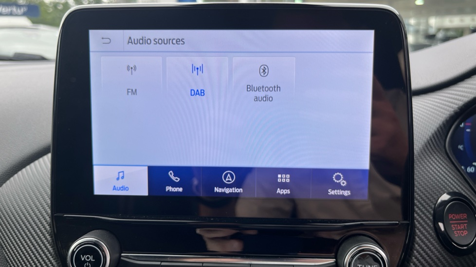 Ford Puma ST 1.0 EcoBoost Hybrid mHEV ST 5dr DCT Petrol Hatchback - Image 32