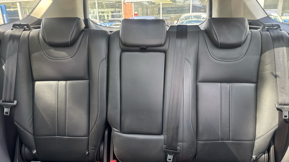 Ford Kuga 2.0 TDCi 180 Titanium X Sport 5dr Diesel Estate - Image 15
