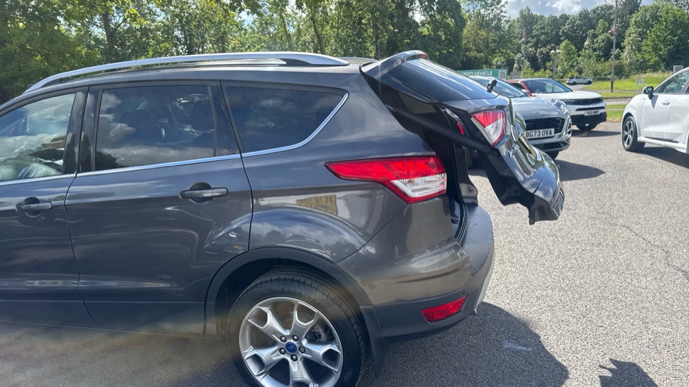 Ford Kuga 2.0 TDCi 180 Titanium X Sport 5dr Diesel Estate - Image 25