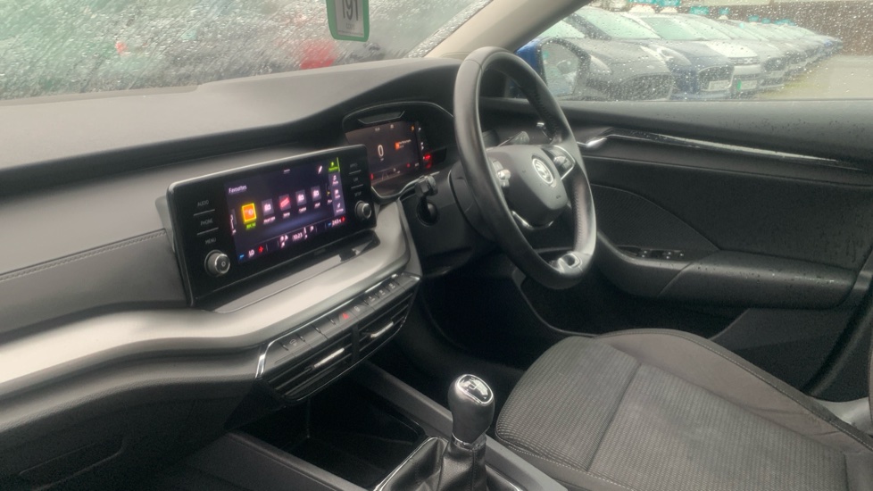Skoda Octavia 1.0 TSI SE First Edition 5dr Petrol Hatchback - Image 9