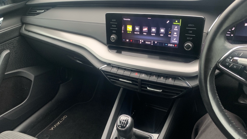 Skoda Octavia 1.0 TSI SE First Edition 5dr Petrol Hatchback - Image 14