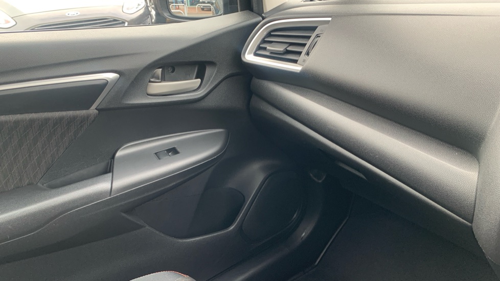 Honda Jazz 1.5 i-VTEC Sport 5dr Petrol Hatchback - Image 34