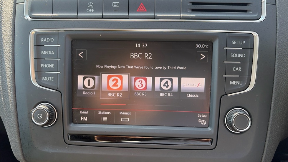 Volkswagen Polo 1.0 SE 3dr Petrol Hatchback - Image 12
