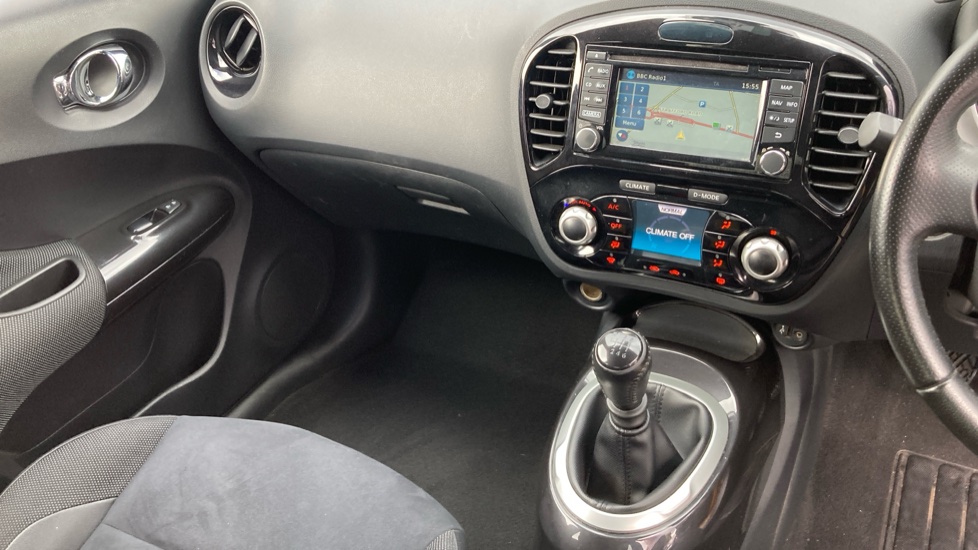 Nissan Juke 1.2 DiG-T N-Connecta 5dr Petrol Hatchback - Image 14
